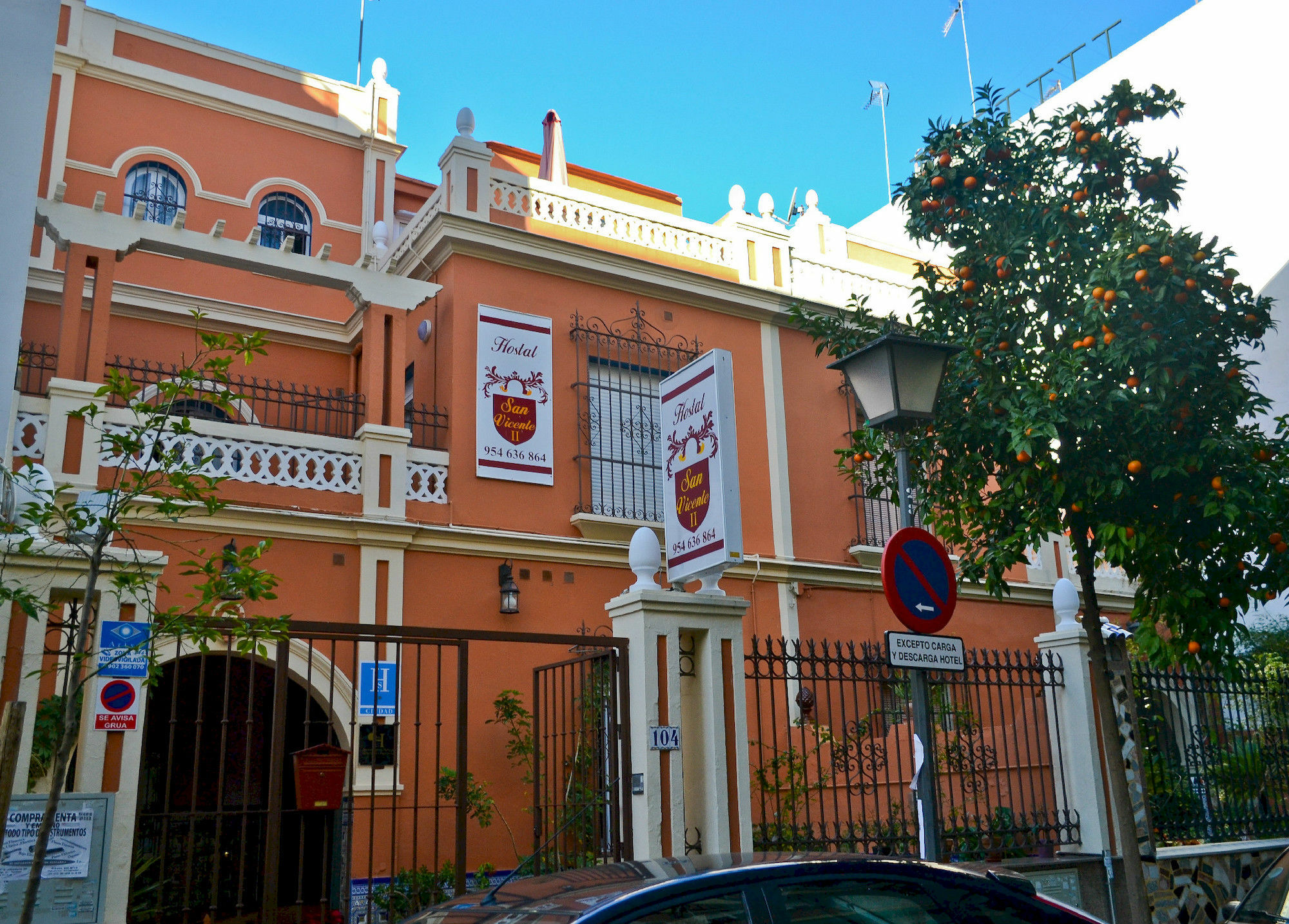 Hostal San Vicente II Севиля Екстериор снимка